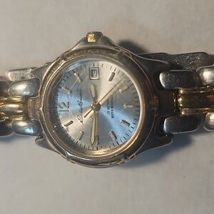 Eddie Bauer Ladies Wristwatch ⌚️